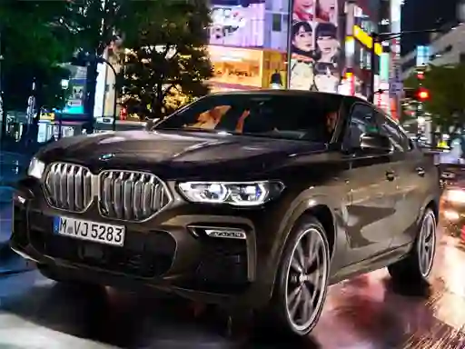 თამაში BMW X6 M50I ონლაინ