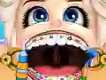 თამაში Baby Elsa Wears A Brace ონლაინ
