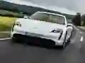 თამაში Porsche Taycan ონლაინ