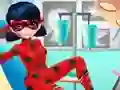 თამაში Dotted Girl Ambulance For Superhero ონლაინ