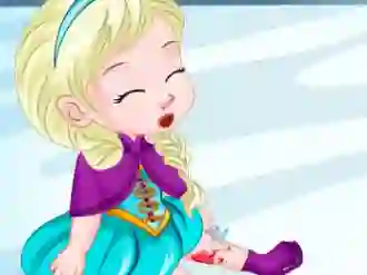 თამაში Elsa Skating Injuries ონლაინ