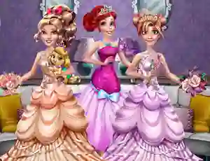 თამაში Princesses Homecoming Party ონლაინ