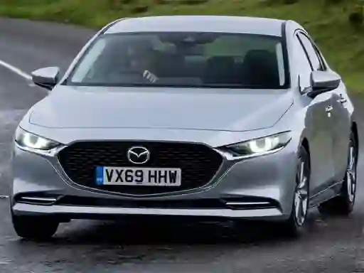 თამაში Mazda 3 Sedan ონლაინ