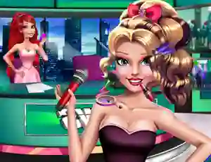 თამაში Breaking News With Blondie ონლაინ