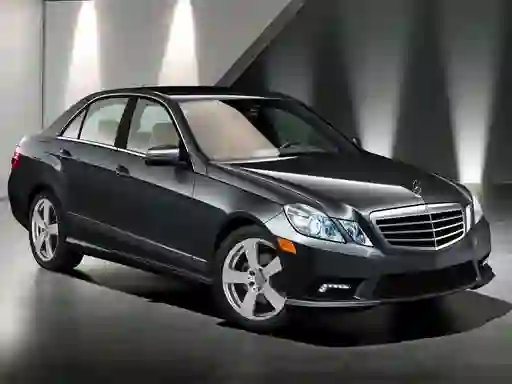 თამაში E-Class Sedan Puzz ონლაინ
