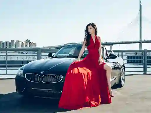 თამაში Girls and Cars ონლაინ