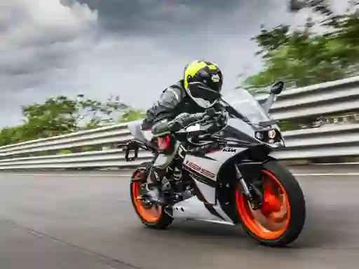 თამაში RC 125 Action ონლაინ