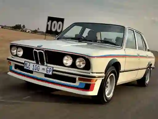 თამაში BMW 530 MLE ონლაინ